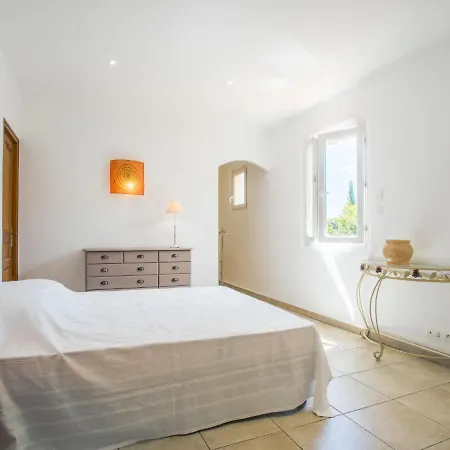別荘 Holiday Home La Villa Tendre